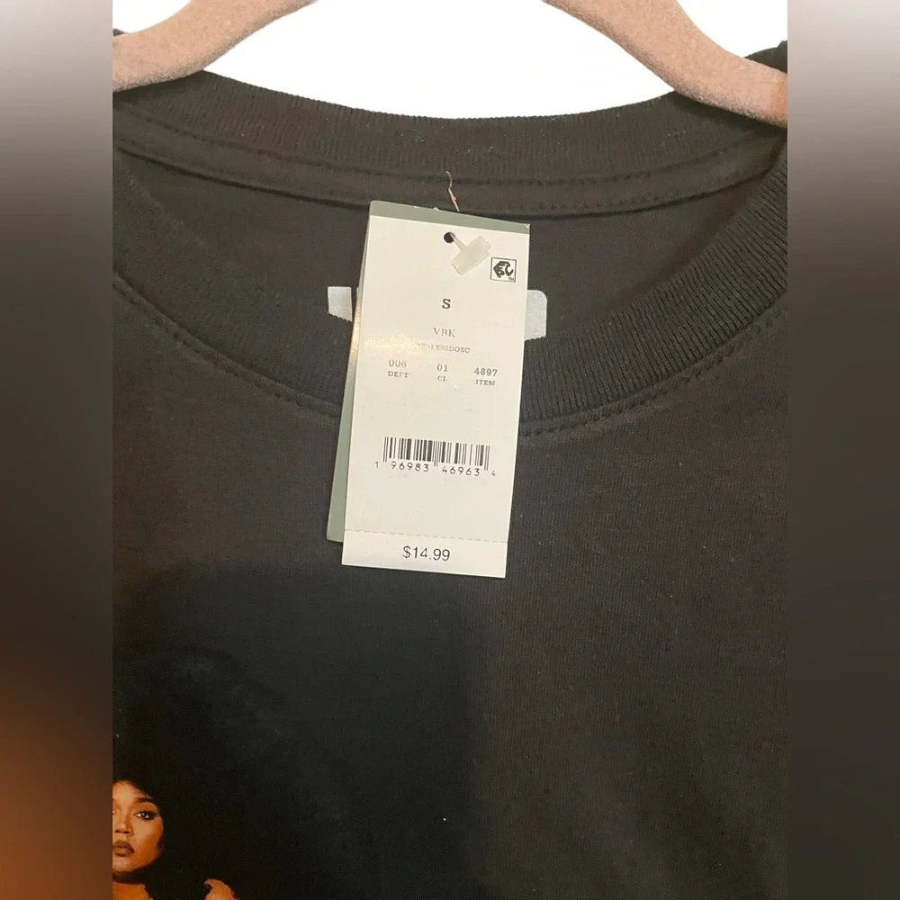 Lizzo 2022 The Special Tour Tee - Size S - Picture 3 of 5